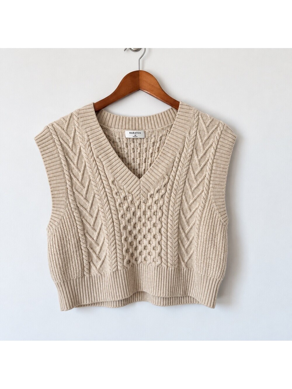 Aritzia Babaton XS 100% Merino Wool Cable Knit Sweater Vest Ivory Cream Oversize